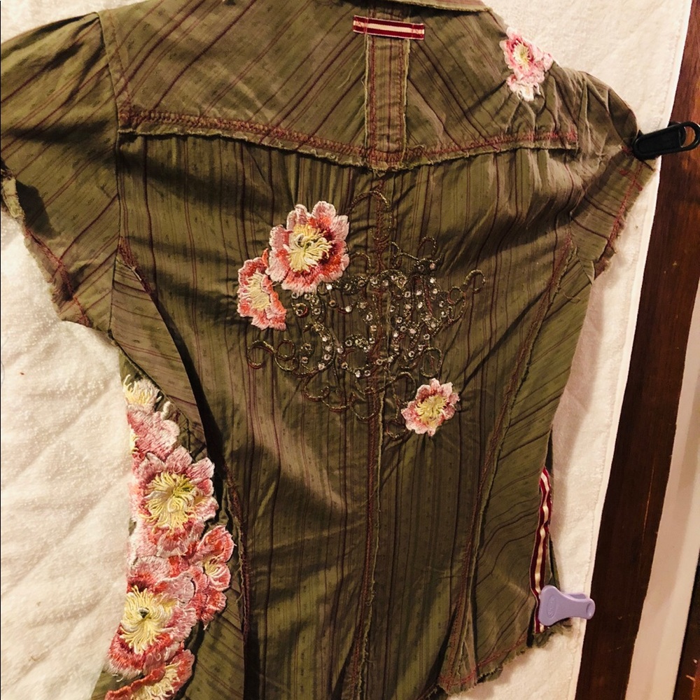 Johnny Was Embroidered button down - Picture 2 of 8
